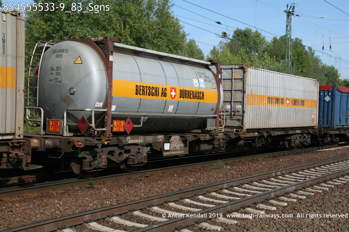 854555533-9_83_Sgns.JPG